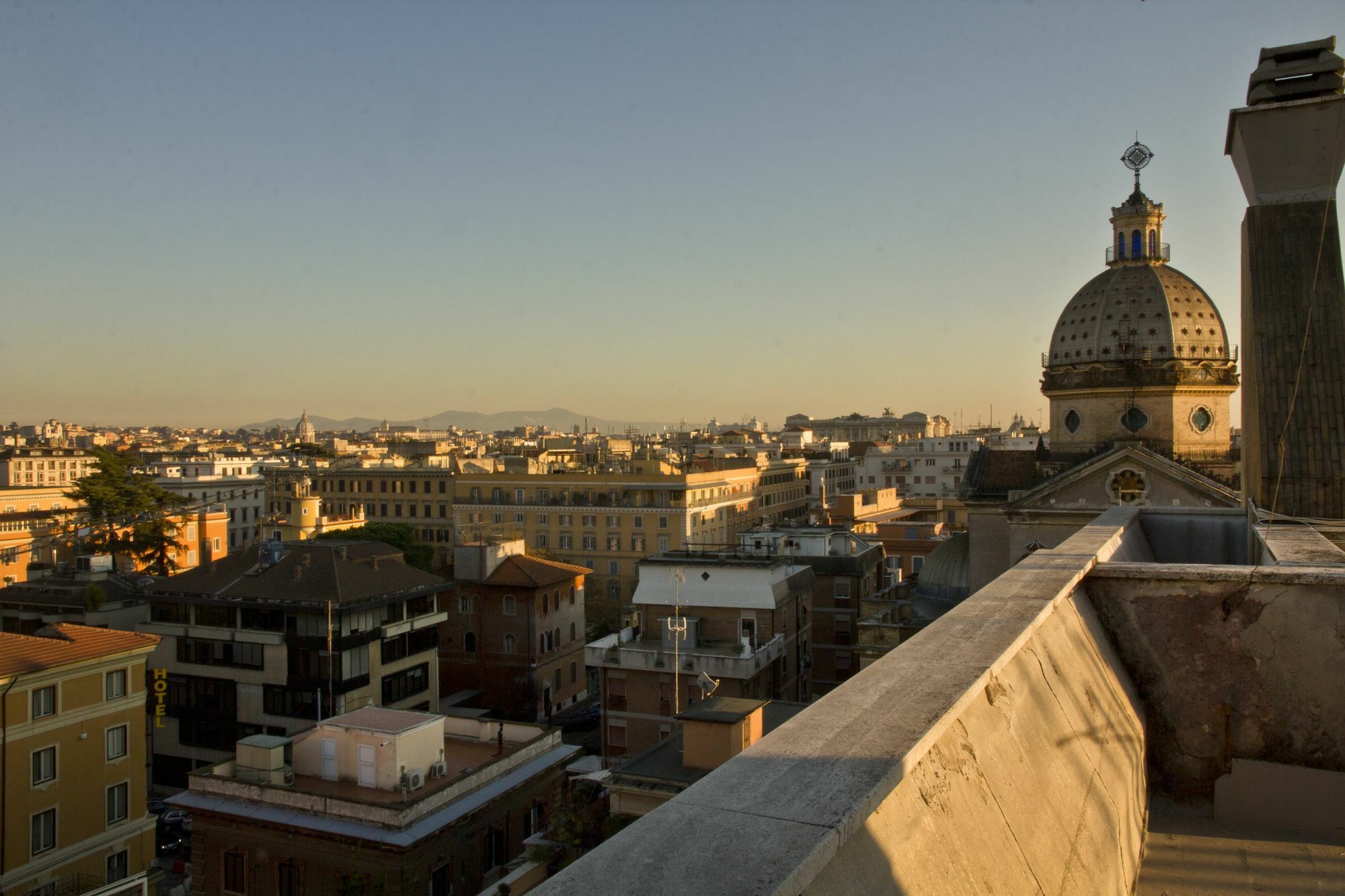 Domus Giulio Cesare Hotel Rome Exterior photo